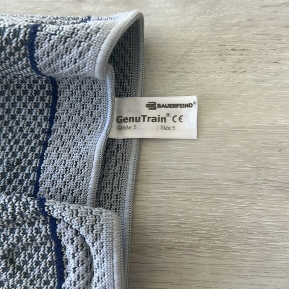 Bauerfeind GenuTrain - Knee Brace Titanium 5C NWOT - Picture 8 of 8